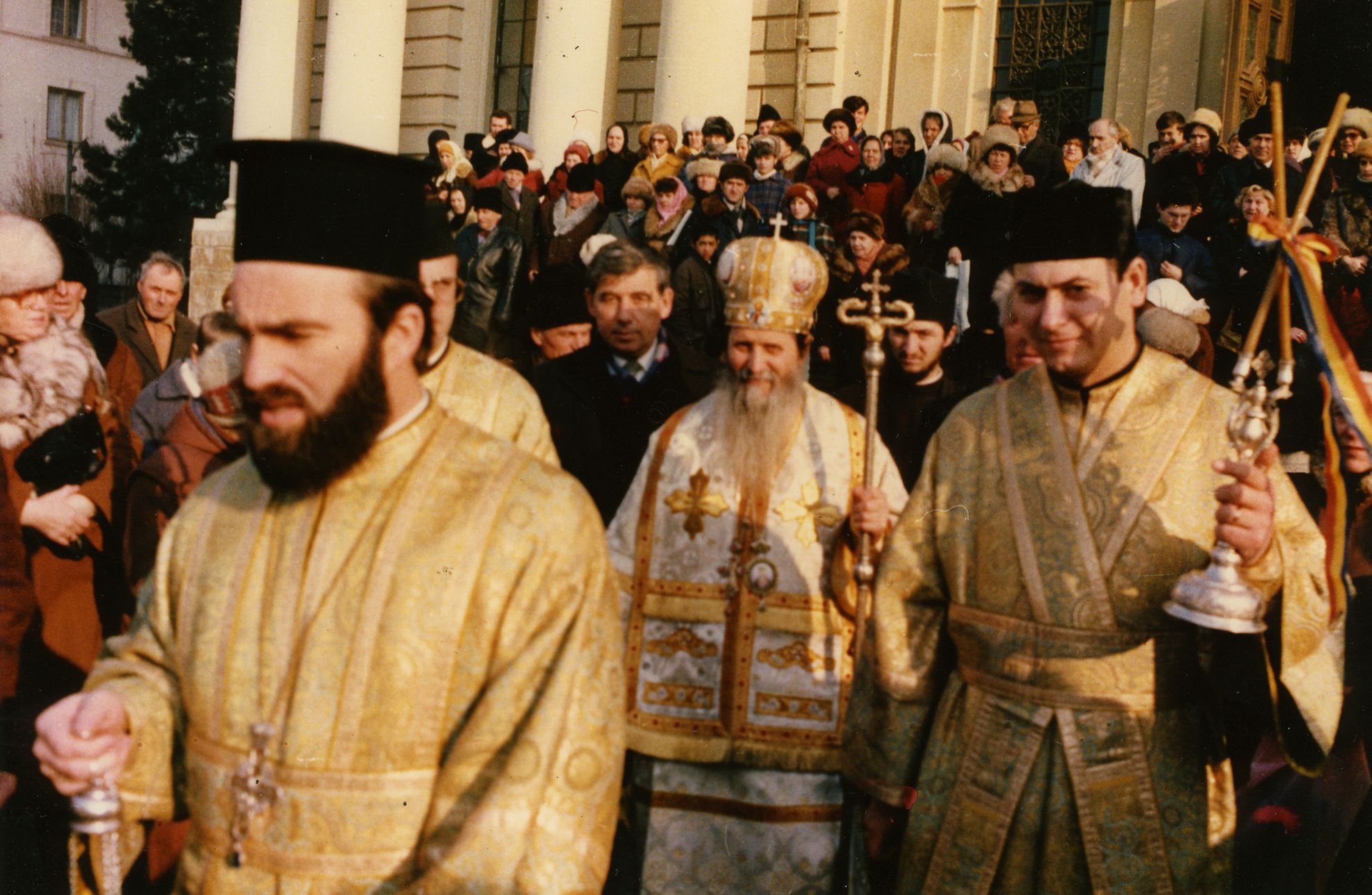 IPS Ioachim ca arhidiacon la Catedrala Mitropolitana din Iasi (foto arhiva Doxologia)