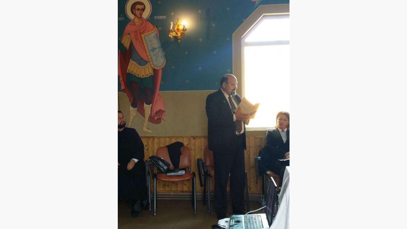 Prof. univ. dr. Nicu Gavriluță, Decanul Facultății de Filosofie și Științe social-politice, Universitatea &quot;Al. I. Cuza&quot; din Iași