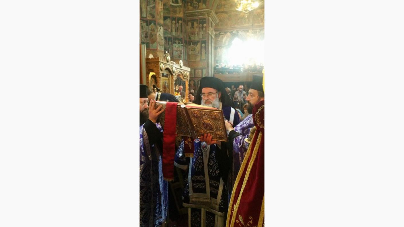 Denia celor 12 Evanghelii la Catedrala Arhiepiscopală din Roman