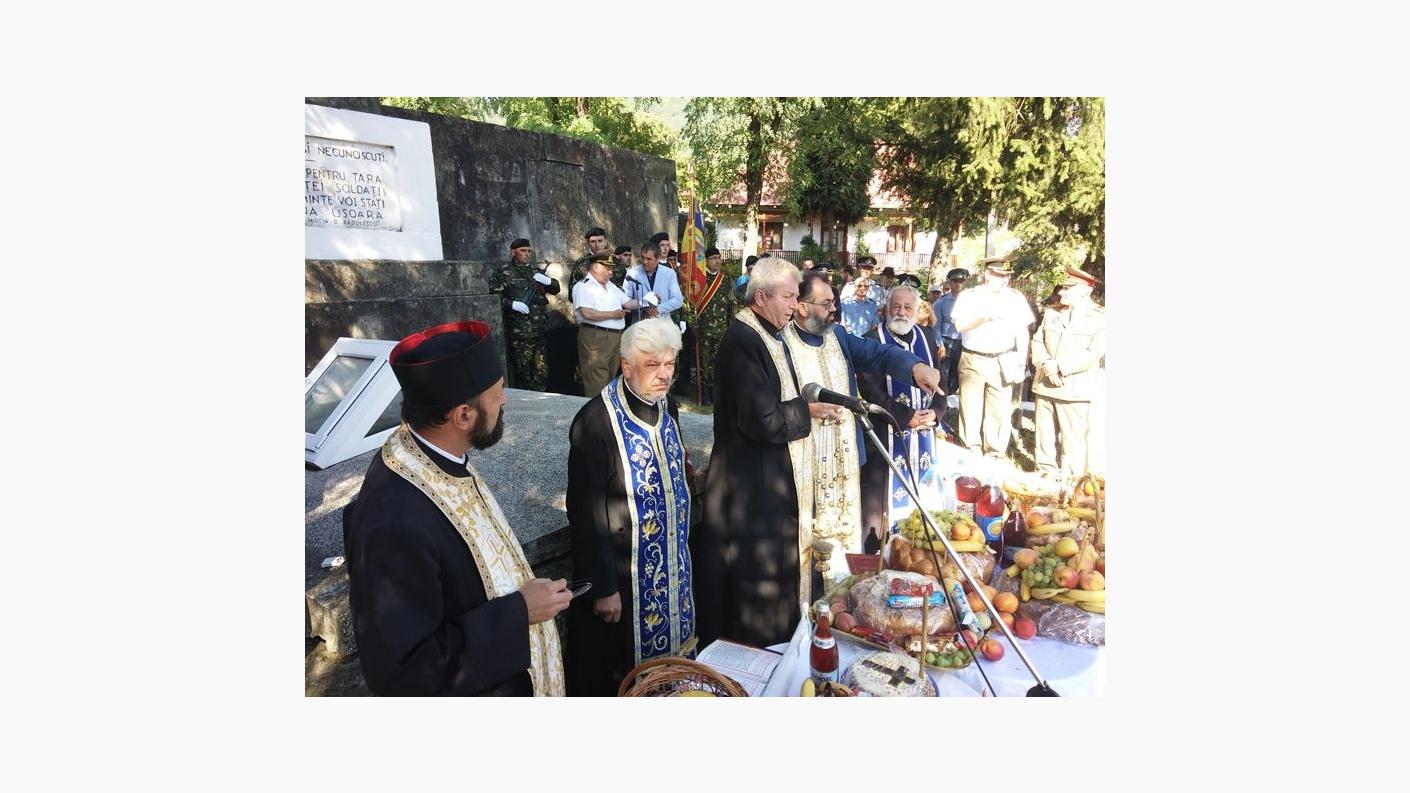 Pomenirea eroilor la parohia Poieni, Tg. Ocna
