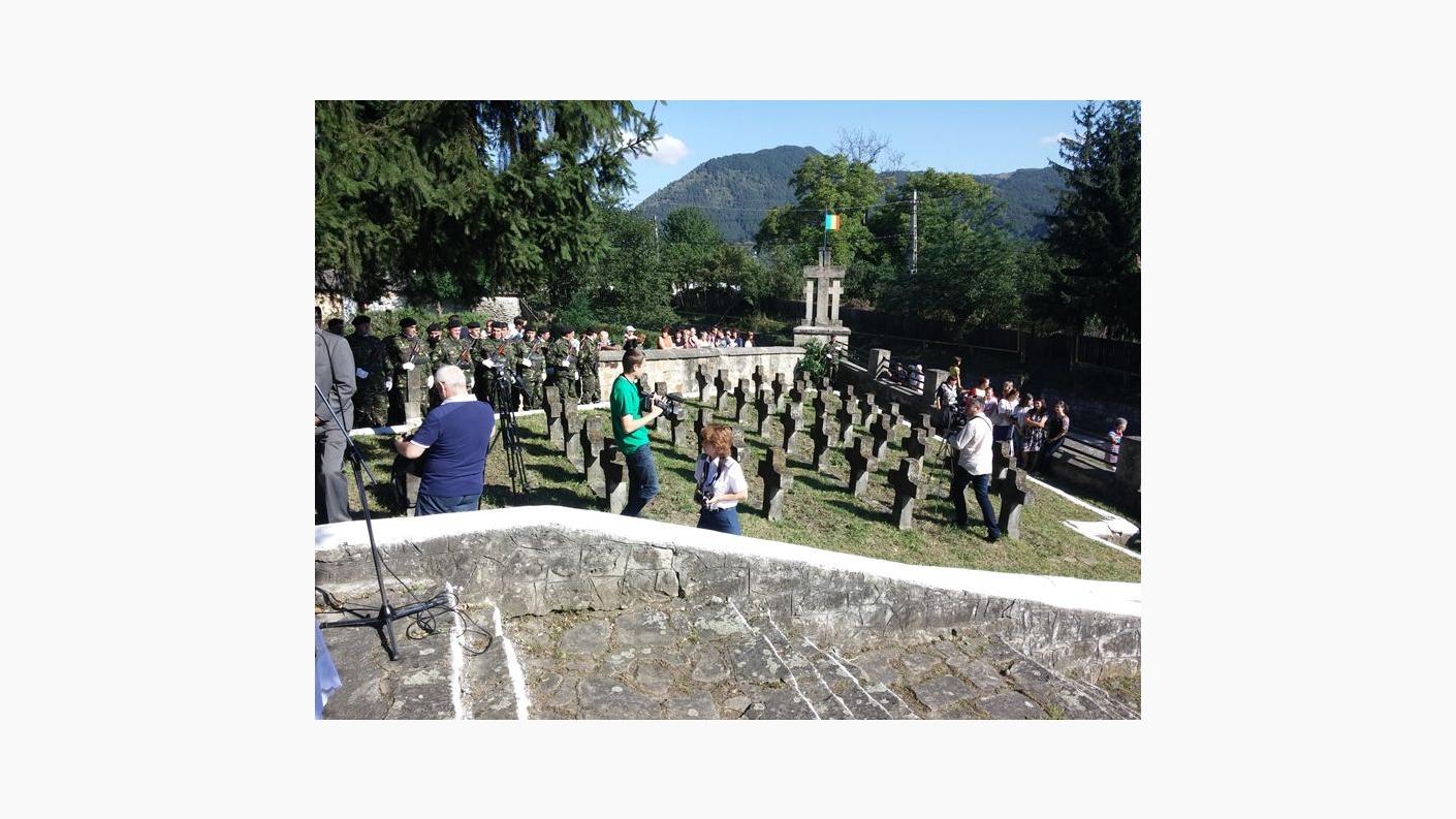Pomenirea eroilor la parohia Poieni, Tg. Ocna
