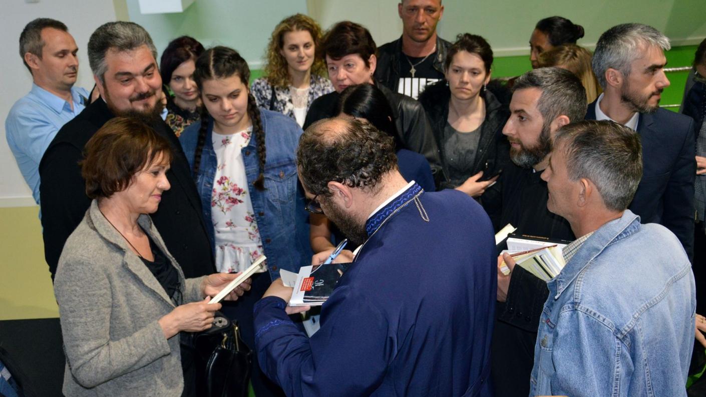 Sesiune de autografe