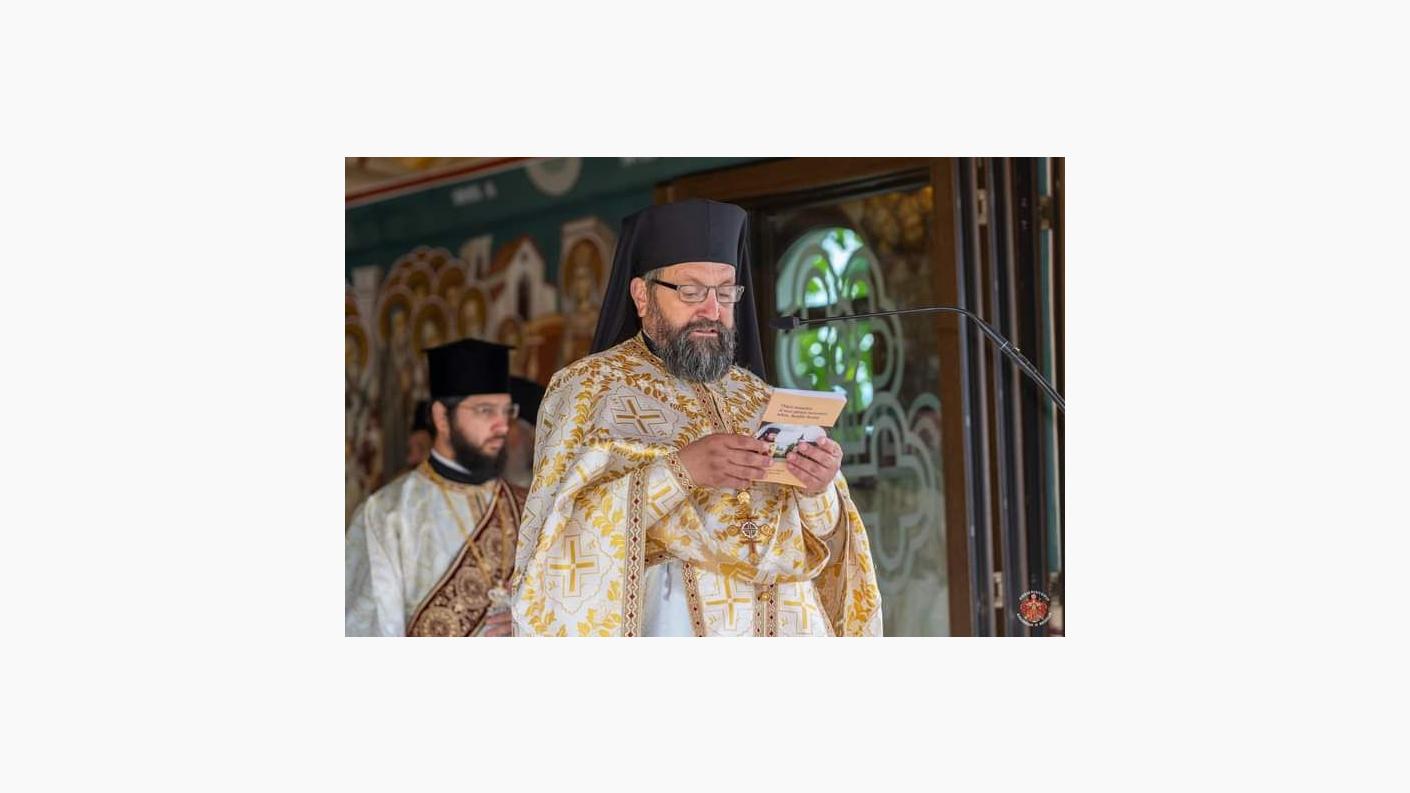 rhp様 Părintele Arhimandrit Serafim Huzdup a fost comemorat la