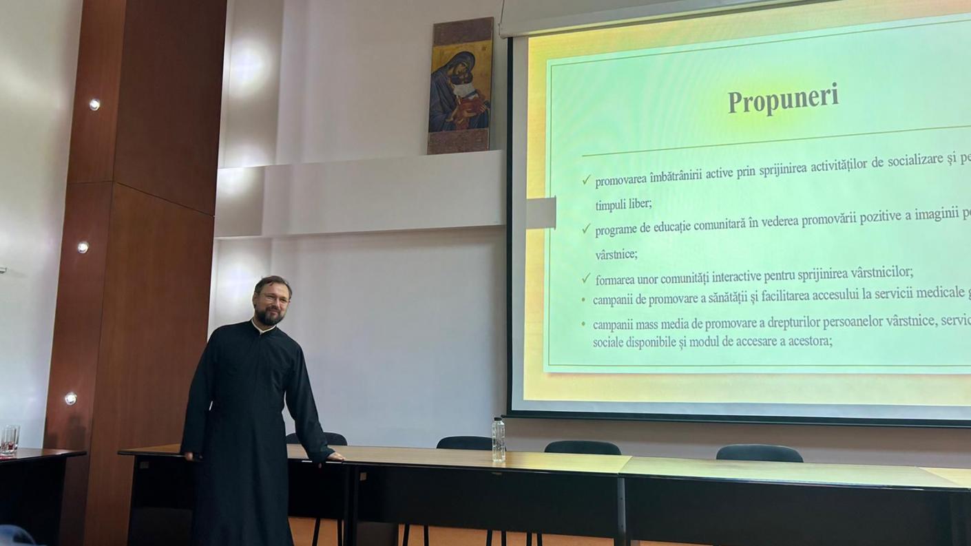 Pr. Ilarion Mâță, director al Complexului socio-mediacal pentru persoane vârstnice de la Hârja, trainer în cadrul proiectului.