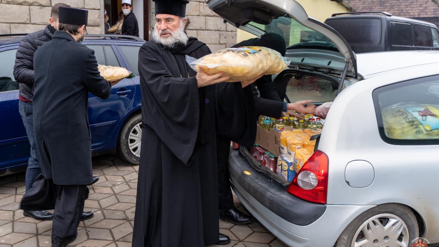 Programul social eparhial „Darul Vlădicăi”