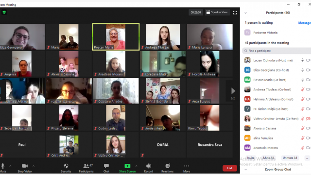 imagine de ansamblu cu o parte dintre participantii la tabara prin intermediul platformei online ZOOM