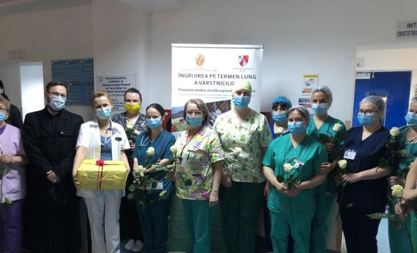 Asociația Sf. Voievod Stefan cel Mare - Hârja a oferit daruri Sectiei de Neonatologie din Onesti