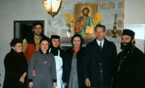 IPS Ioachim alături de Regele Mihai și Regina Ana aflați în vizită la Mănăstirea "Buna-Vestire" de la Rosier, Franța (1998)