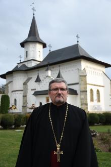 Pr. Laurențiu SEGNEANU